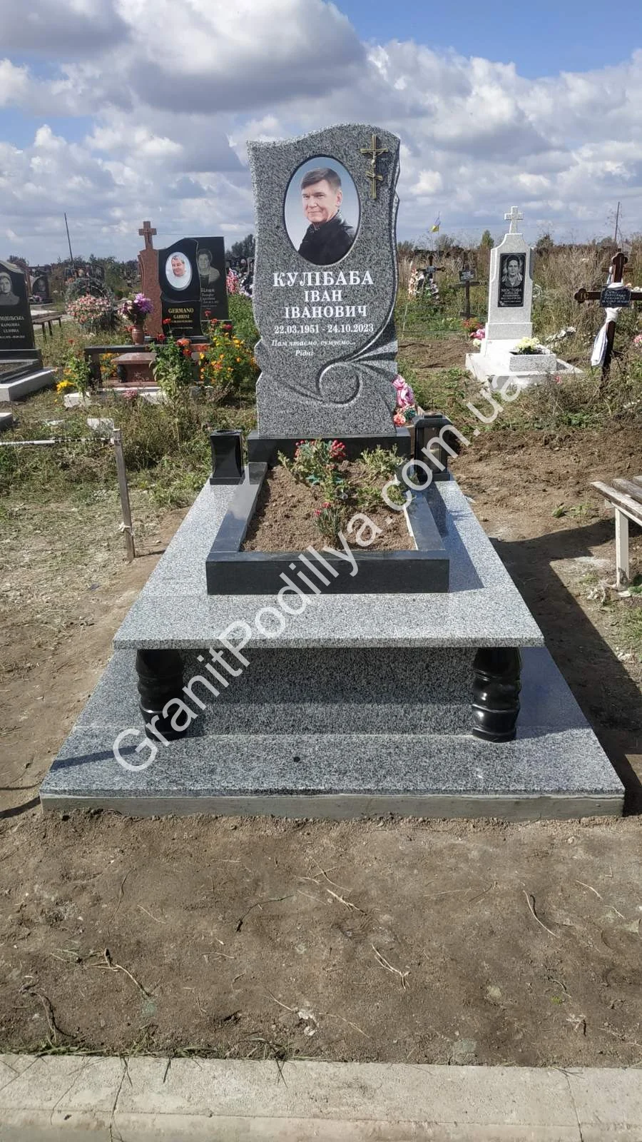 Подвійний пам'ятник з граніту - Кам'янець-Подільський | GranitPodillya